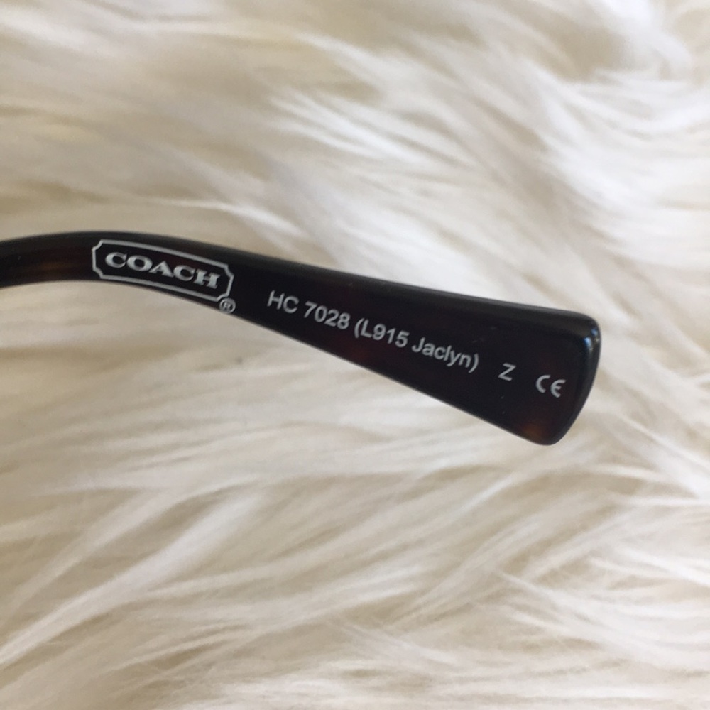 COACH aviator sunglasses - Picture 4 of 5